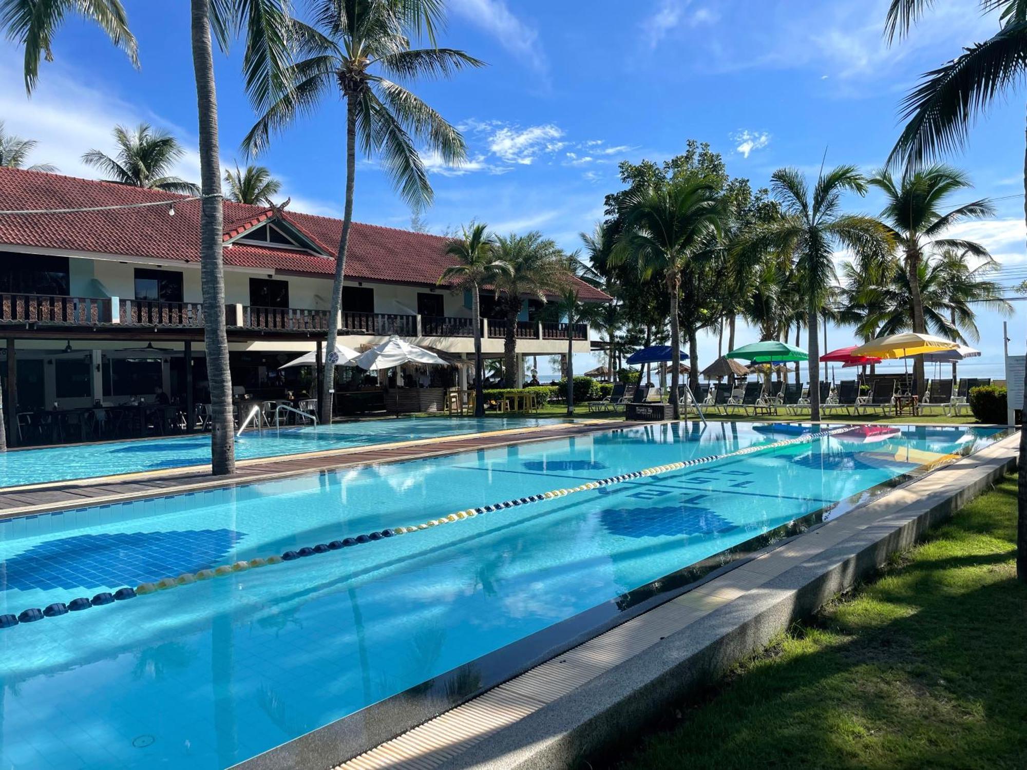 Dolphin Bay Beach Resort Sam Roi Yot Dış mekan fotoğraf